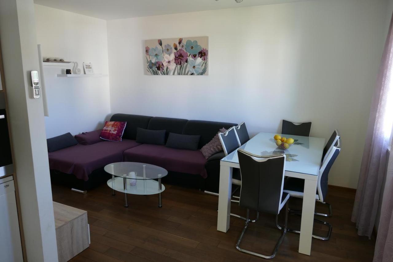 Ferienwohnung Heidi Podstrana Exterior foto